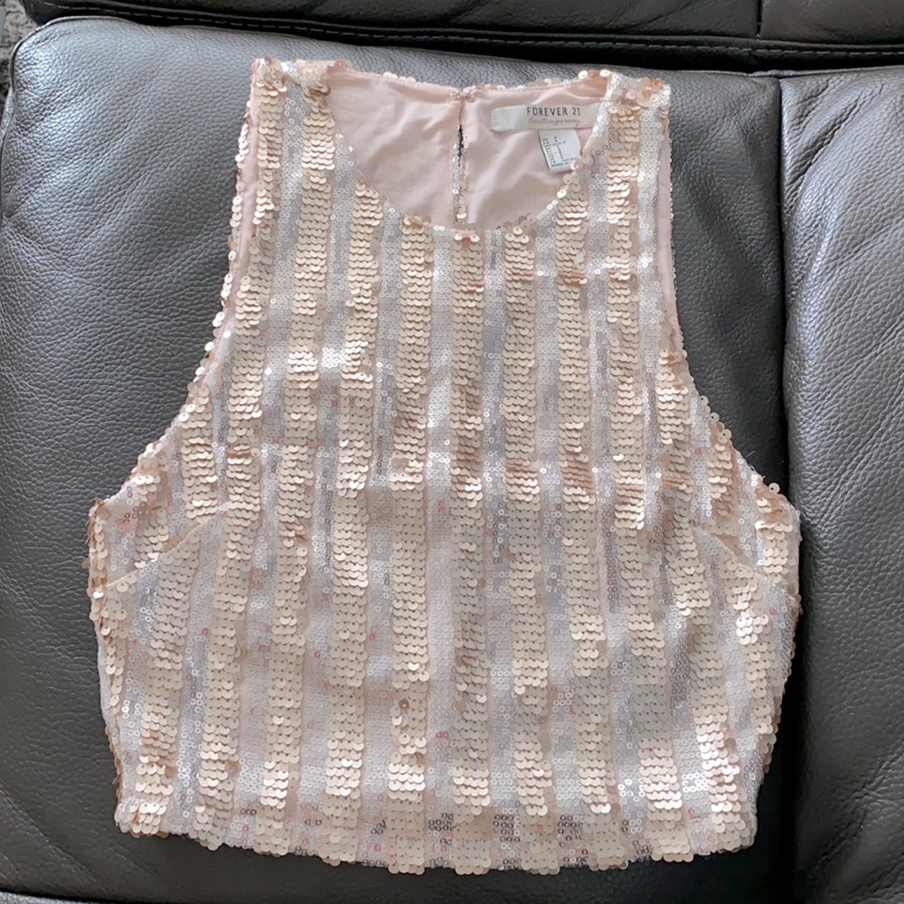 NWOT Rose Gold Sequin Crop Top